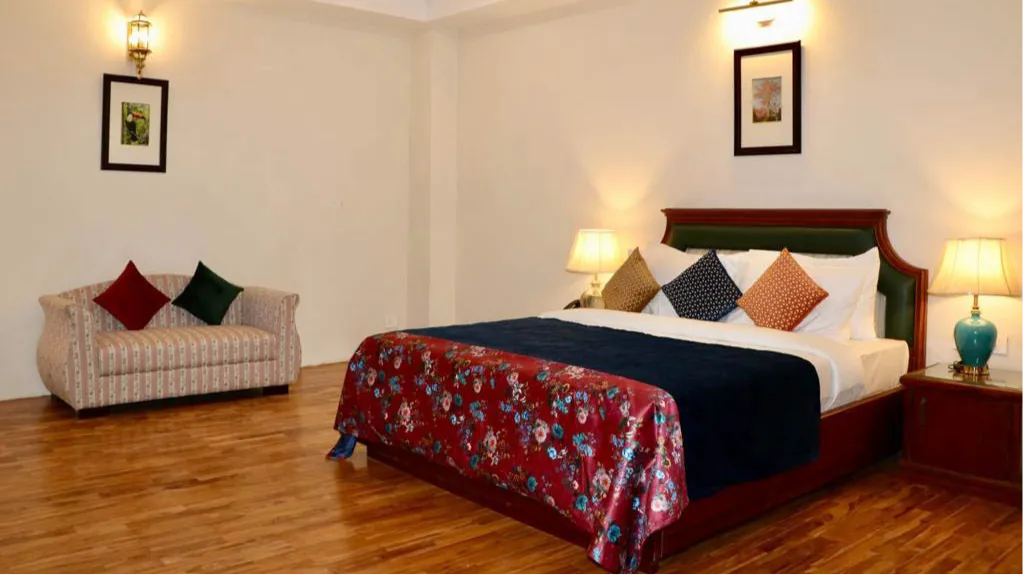 Executive Suite